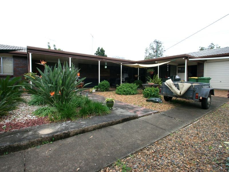 111 Whitehill Road, Eastern Heights QLD 4305