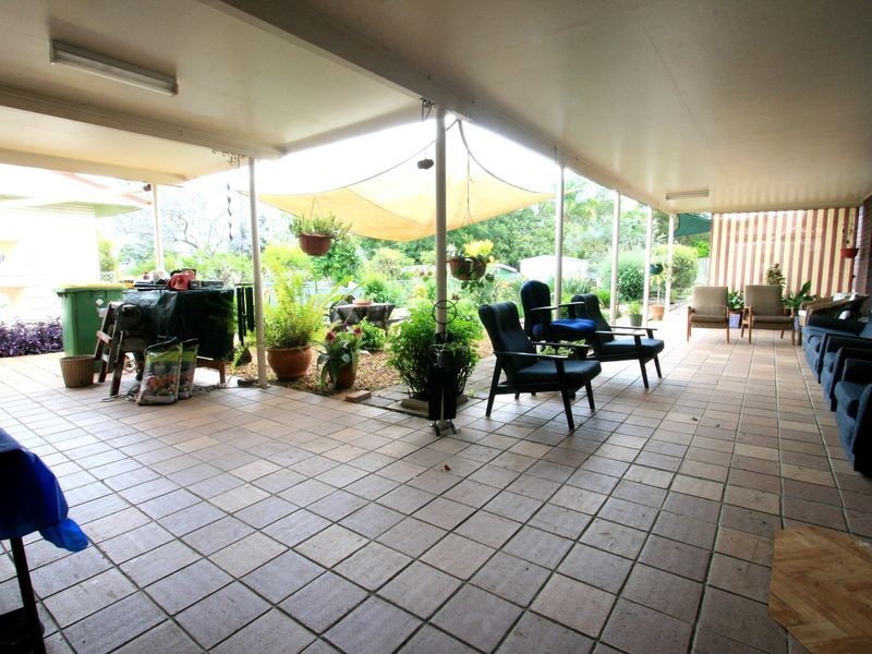 111 Whitehill Road, Eastern Heights QLD 4305