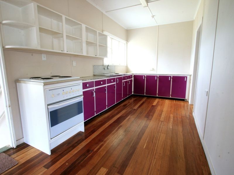 7 Lobley Street, Ipswich QLD 4305