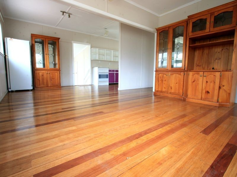 7 Lobley Street, Ipswich QLD 4305