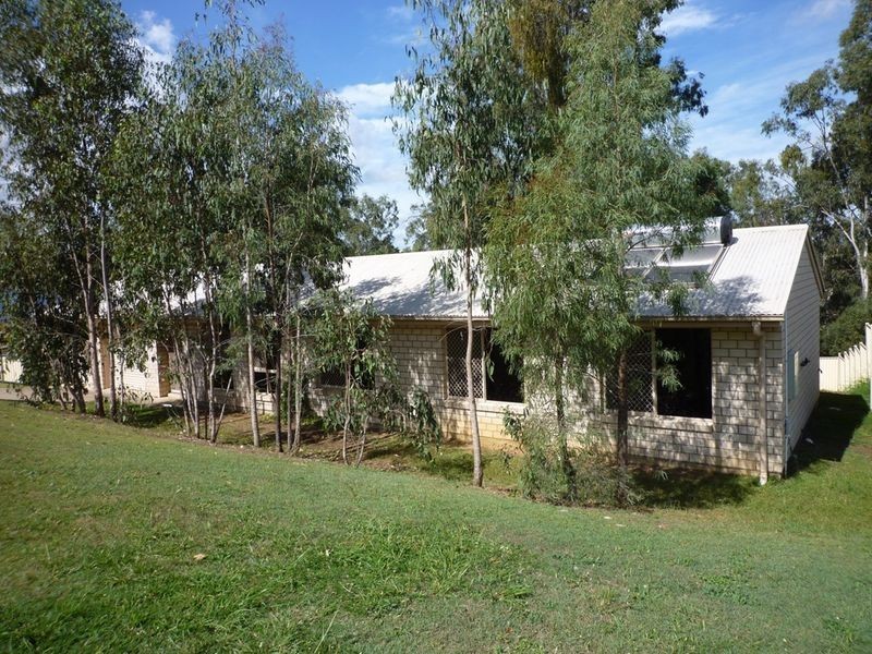 33 Palma Rosa Drive, Wulkuraka QLD 4305