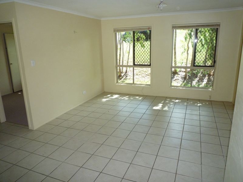 33 Palma Rosa Drive, Wulkuraka QLD 4305