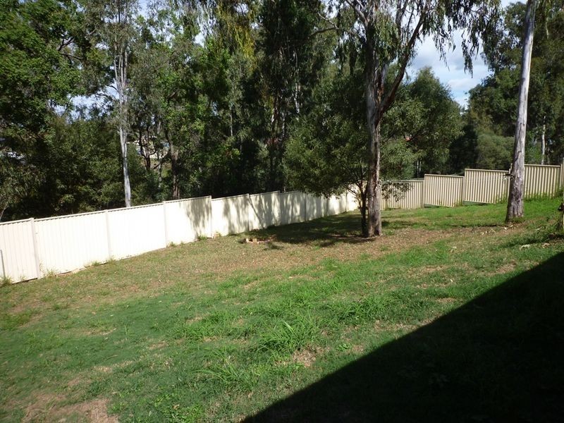 33 Palma Rosa Drive, Wulkuraka QLD 4305