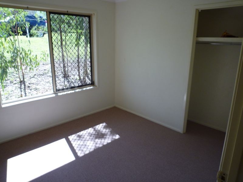 33 Palma Rosa Drive, Wulkuraka QLD 4305