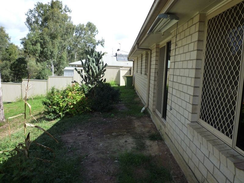 33 Palma Rosa Drive, Wulkuraka QLD 4305