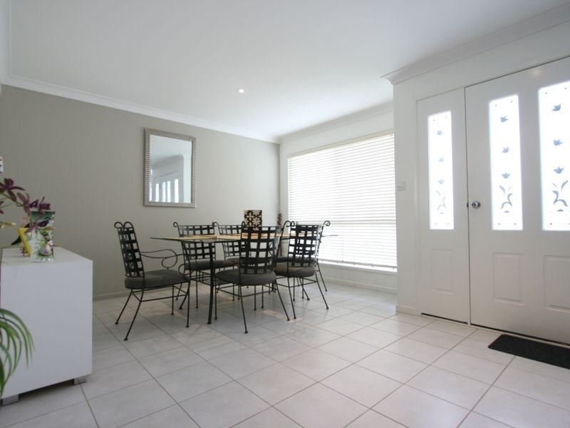 88/45 SEALY STREET, Silkstone QLD 4304