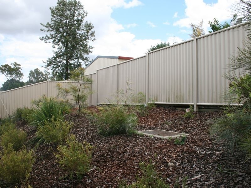 88/45 SEALY STREET, Silkstone QLD 4304