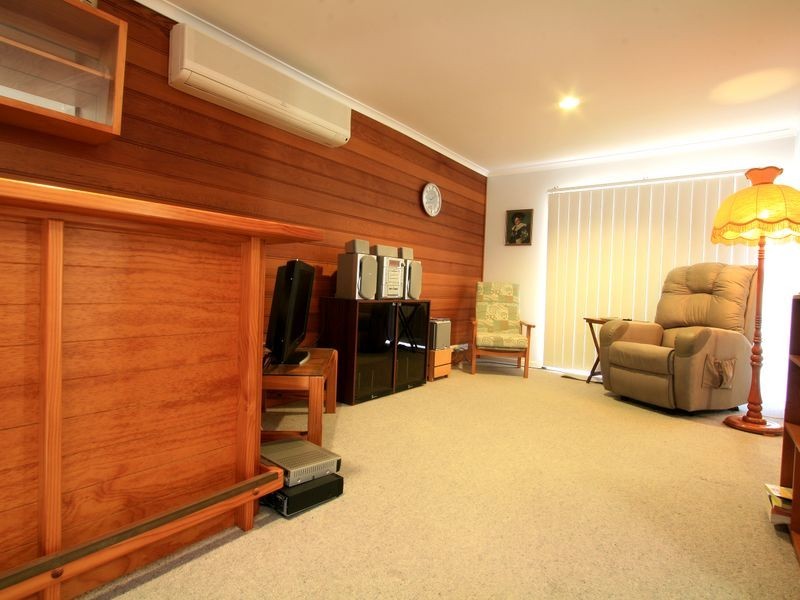 51 Blenheim Crescent, Yamanto QLD 4305