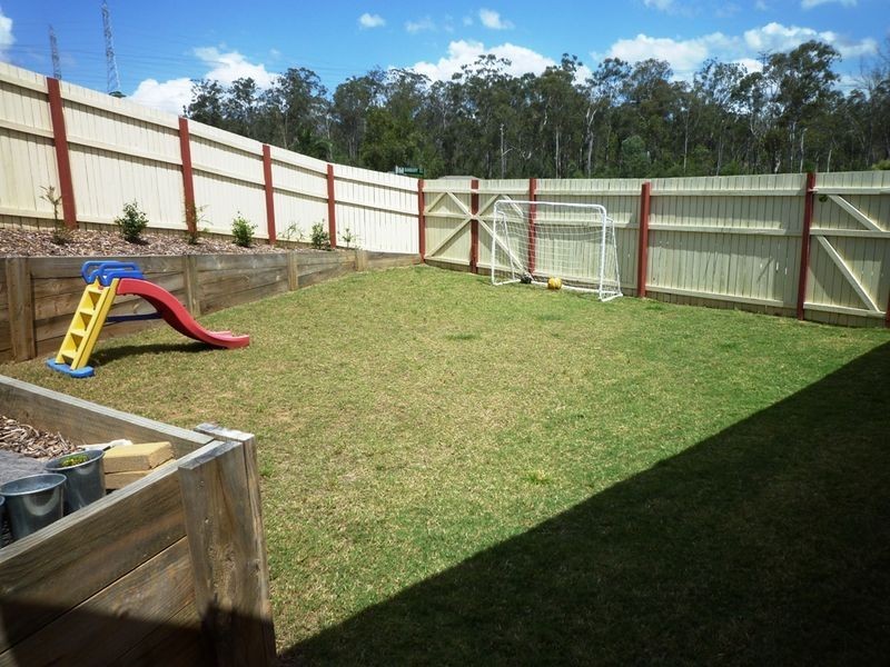 1 Banbury Close, Bundamba QLD 4304