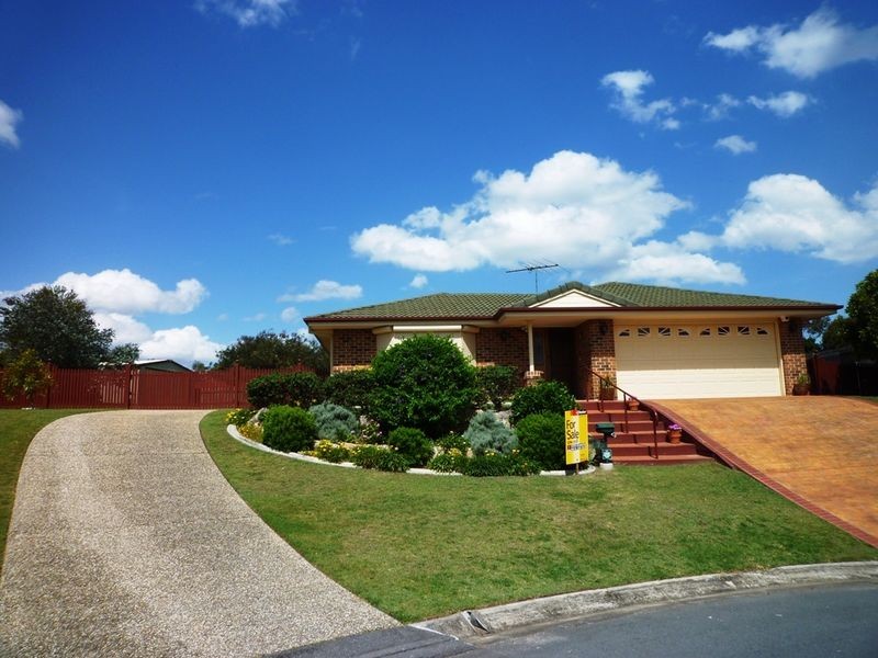 9 Oriole Close, Flinders View QLD 4305