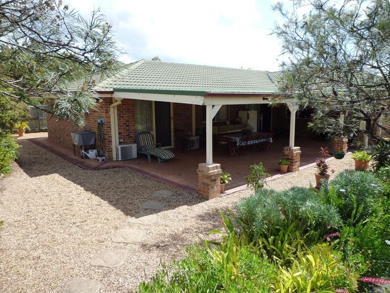9 Oriole Close, Flinders View QLD 4305