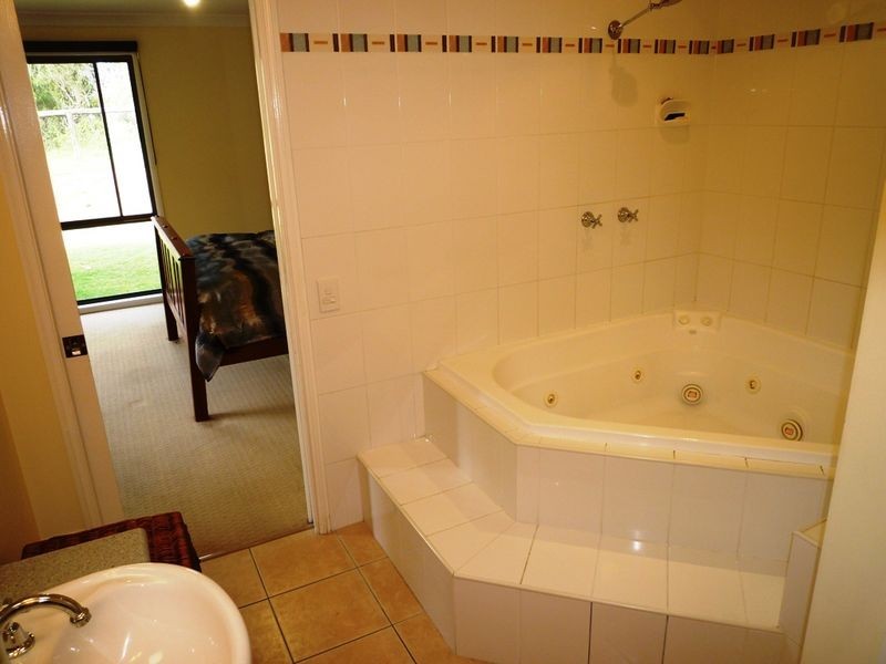 10 Richdale Court, Deebing Heights QLD 4306