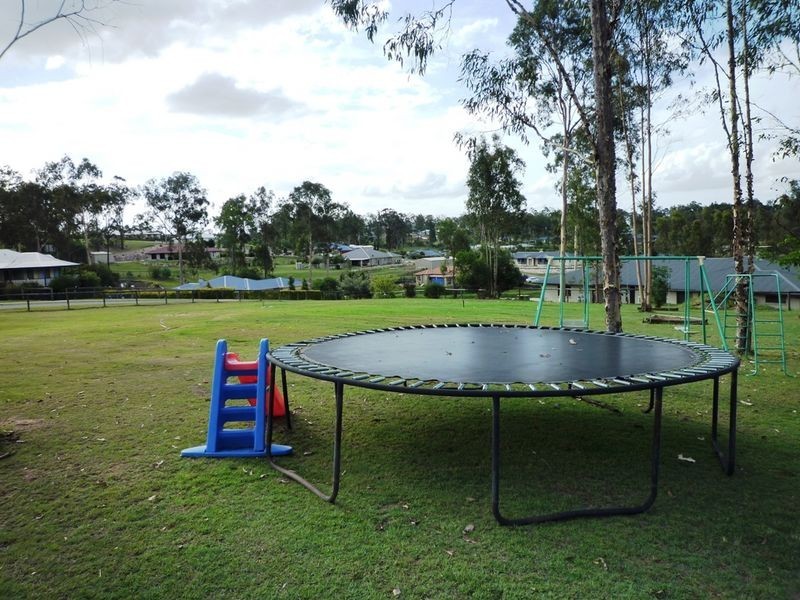 10 Richdale Court, Deebing Heights QLD 4306