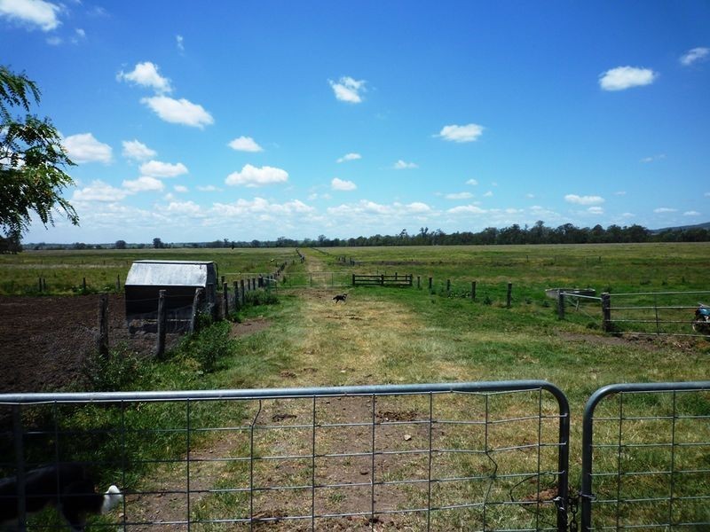 354 Mount Walker West Road, Calvert QLD 4340