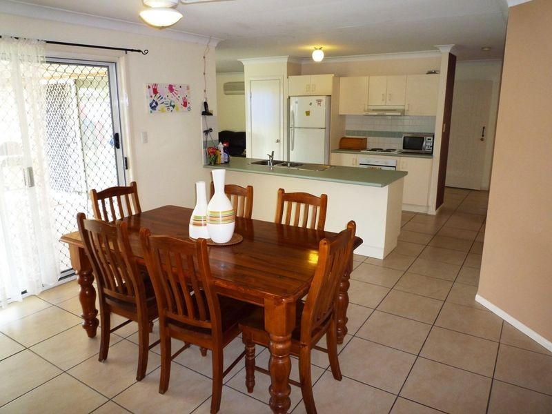 385 South Station Road, Raceview QLD 4305