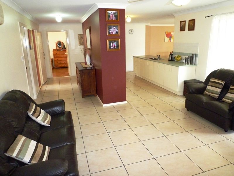 385 South Station Road, Raceview QLD 4305
