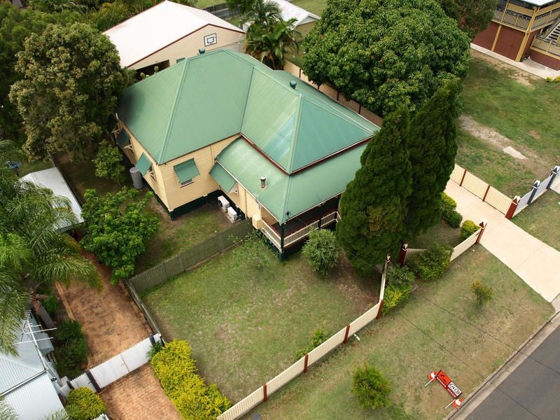 14 Morris Street, Silkstone QLD 4304