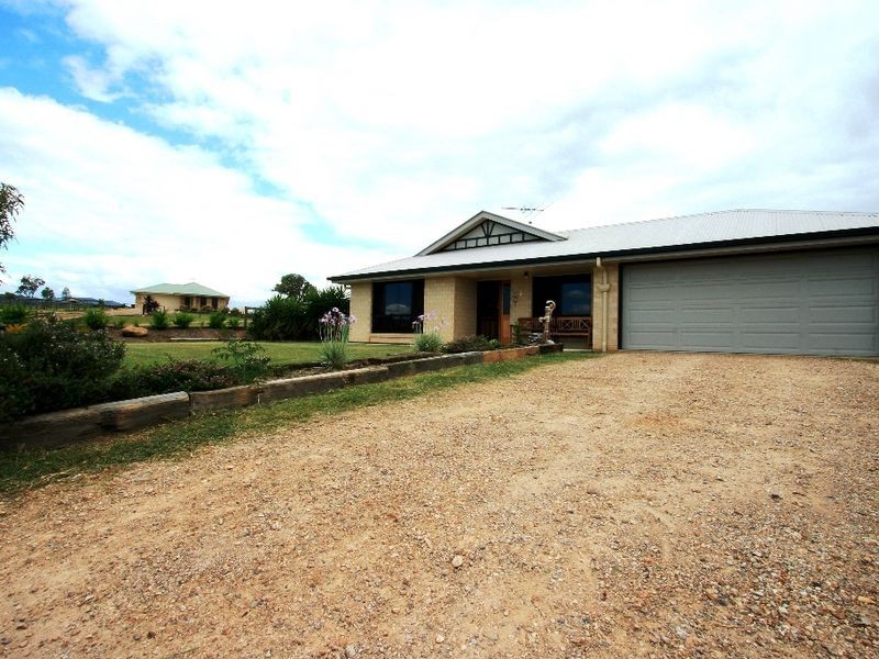 4 Moore Close, Blenheim QLD 4341