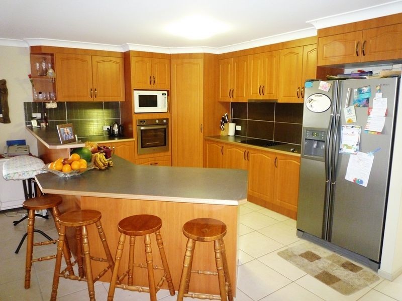 4 Moore Close, Blenheim QLD 4341