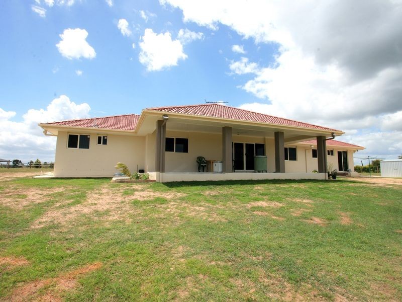 10 Graham Court, Blenheim QLD 4341