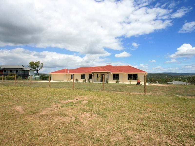 10 Graham Court, Blenheim QLD 4341