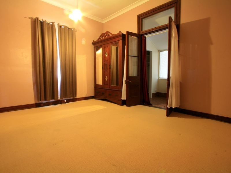 10 Murphy Street, Ipswich QLD 4305