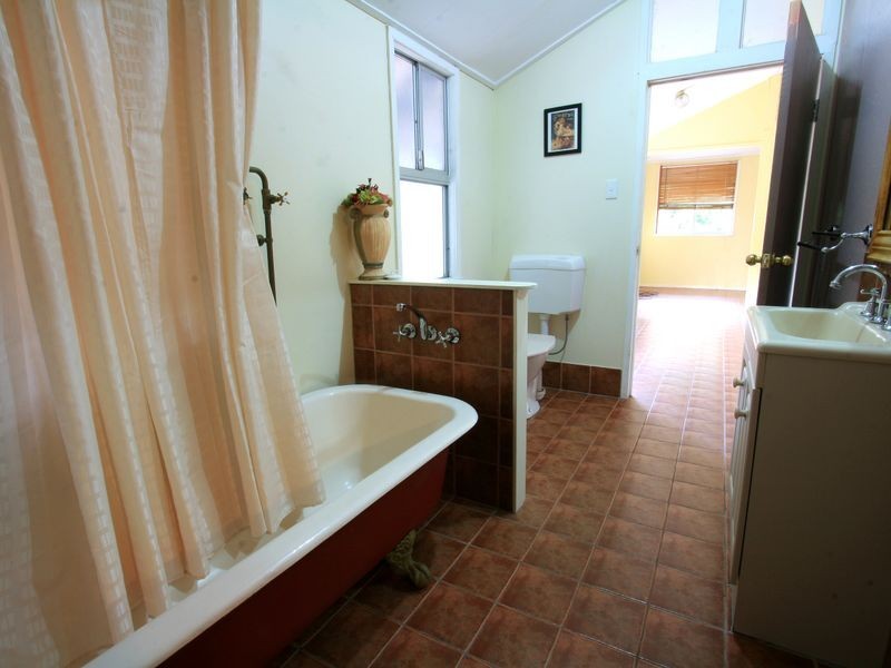 10 Murphy Street, Ipswich QLD 4305