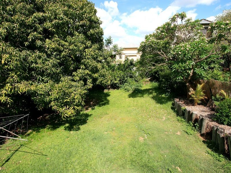 10 Murphy Street, Ipswich QLD 4305