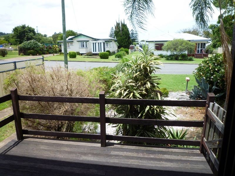 2 Trevlac Street, Rosewood QLD 4340