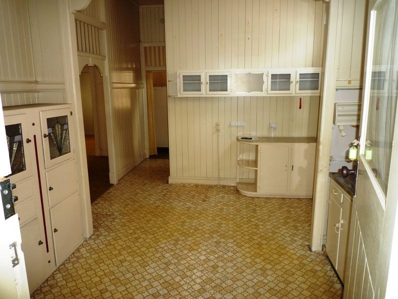 1 Georges Lane, Newtown QLD 4305