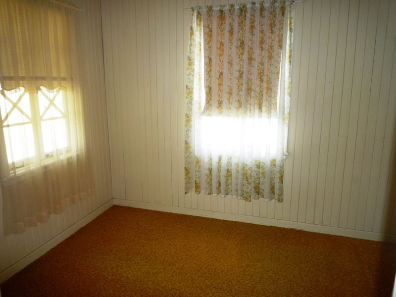 1 Georges Lane, Newtown QLD 4305