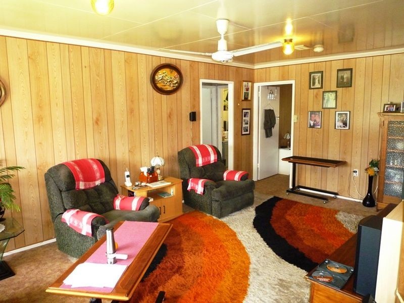 110 Robertson Road, Eastern Heights QLD 4305