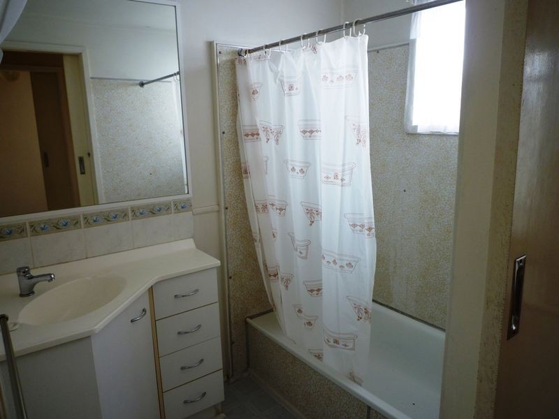 54 Mary Street, Blackstone QLD 4304