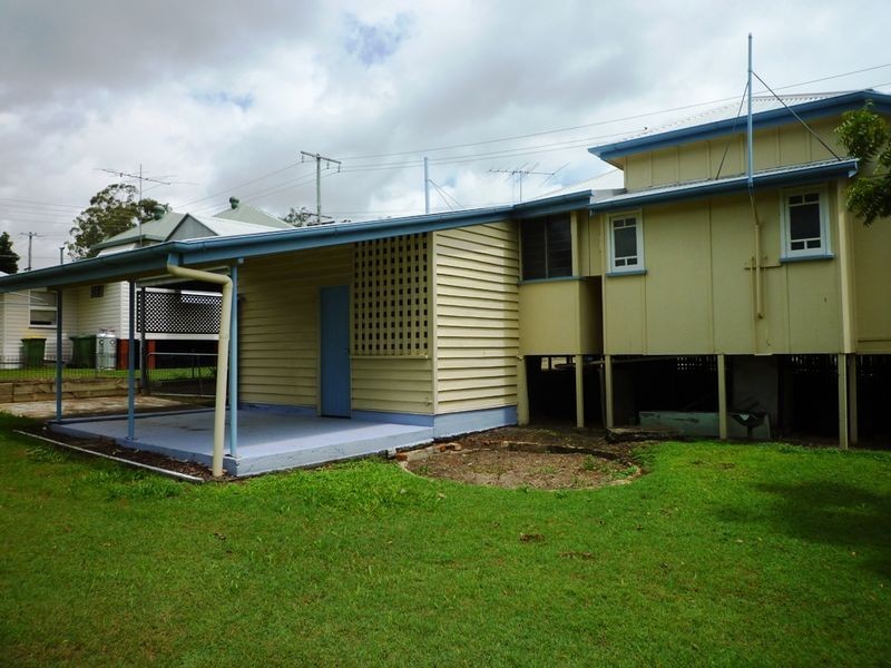 54 Mary Street, Blackstone QLD 4304