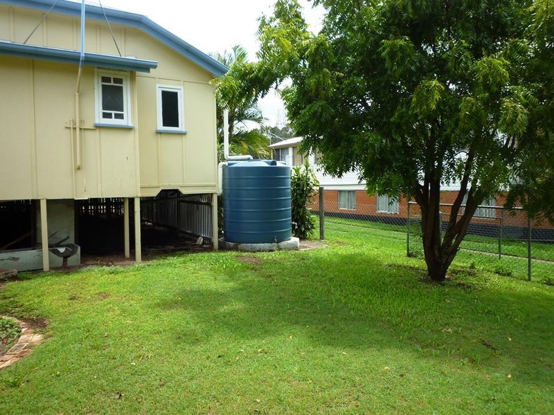 54 Mary Street, Blackstone QLD 4304