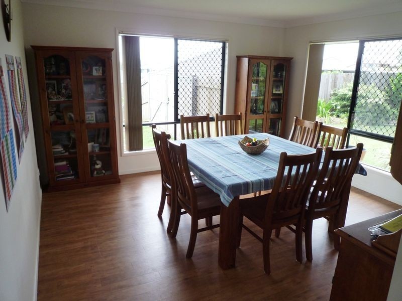 4 Overton Place, Fernvale QLD 4306