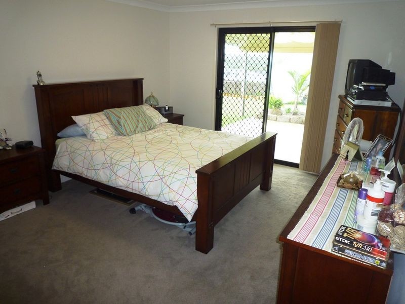 4 Overton Place, Fernvale QLD 4306