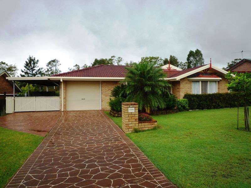 136 Equestrian Drive, Yamanto QLD 4305