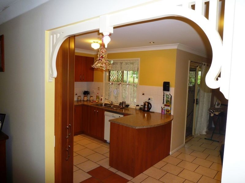 136 Equestrian Drive, Yamanto QLD 4305