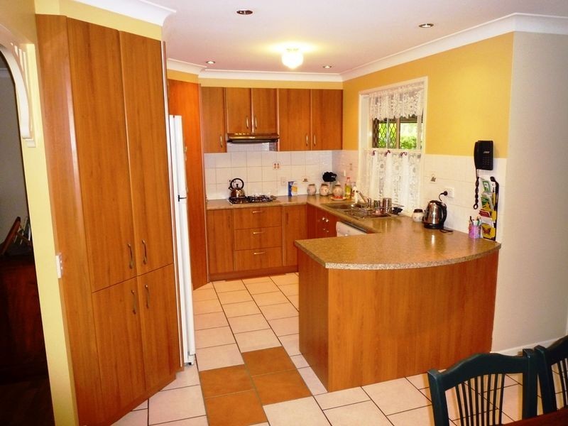 136 Equestrian Drive, Yamanto QLD 4305