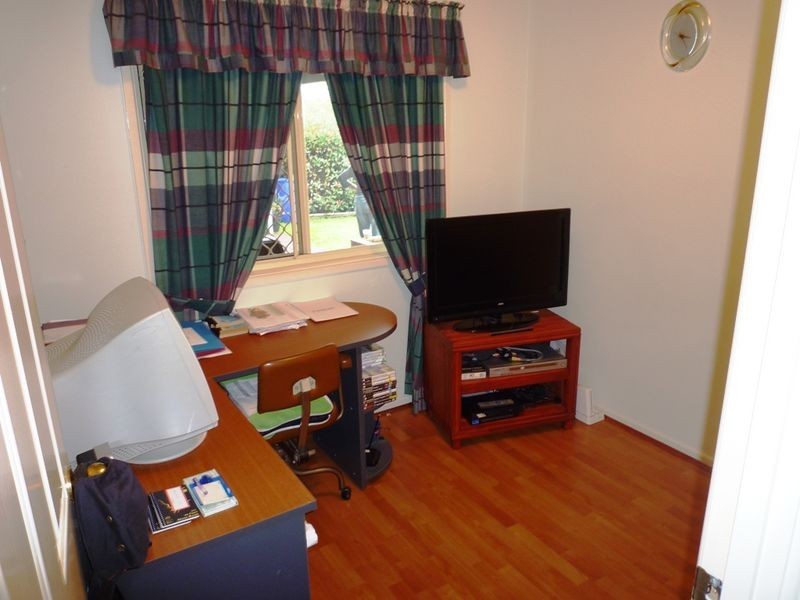 136 Equestrian Drive, Yamanto QLD 4305