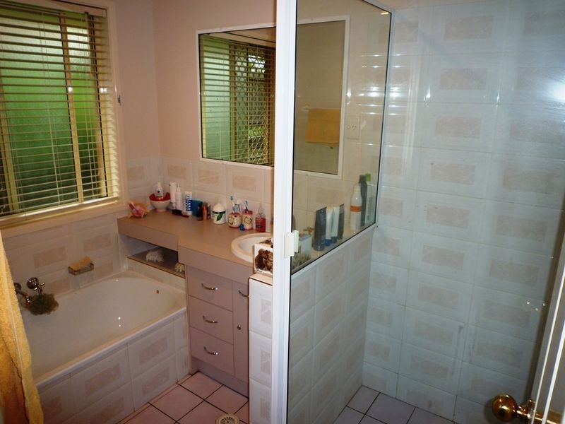 136 Equestrian Drive, Yamanto QLD 4305