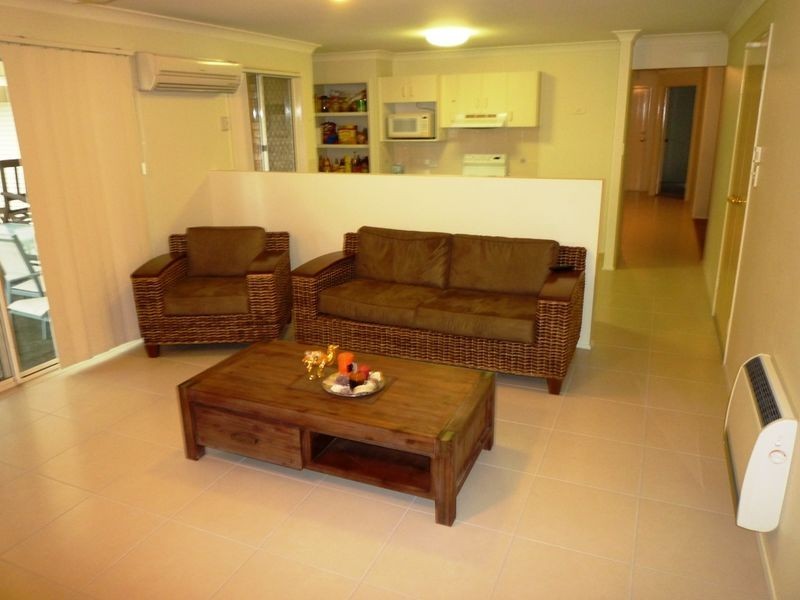 21 Sandalwood Drive, Yamanto QLD 4305