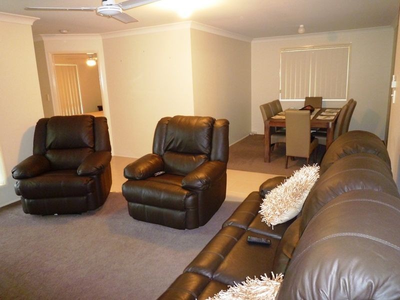 21 Sandalwood Drive, Yamanto QLD 4305