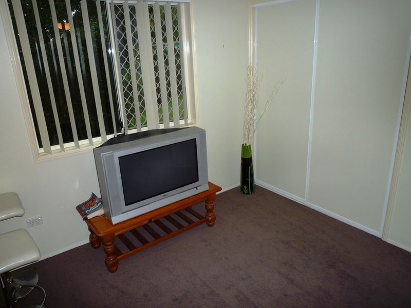 21 Sandalwood Drive, Yamanto QLD 4305