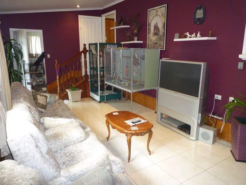 190 Blackstone Road, Silkstone QLD 4304