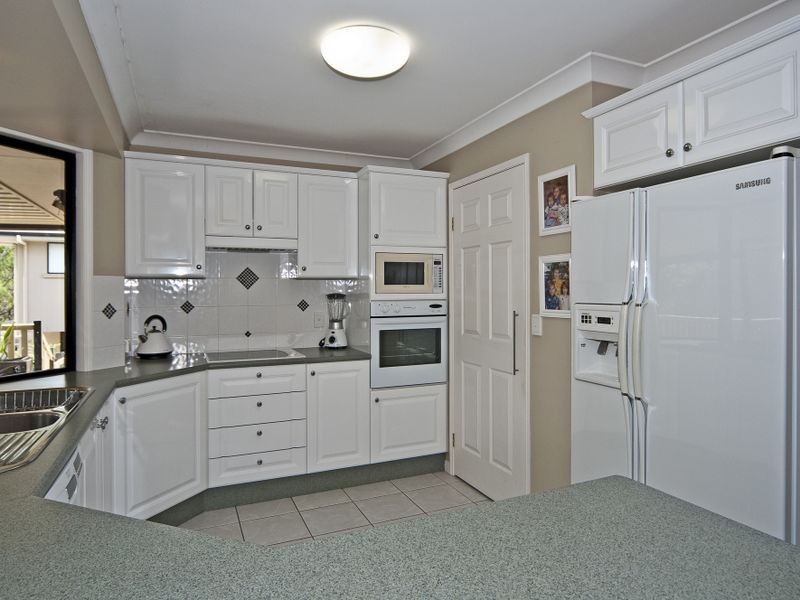 16 Jacana Crescent, Flinders View QLD 4305