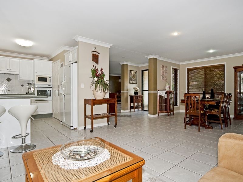 16 Jacana Crescent, Flinders View QLD 4305