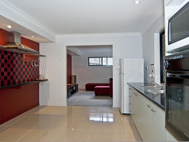 16 Jacana Crescent, Flinders View QLD 4305