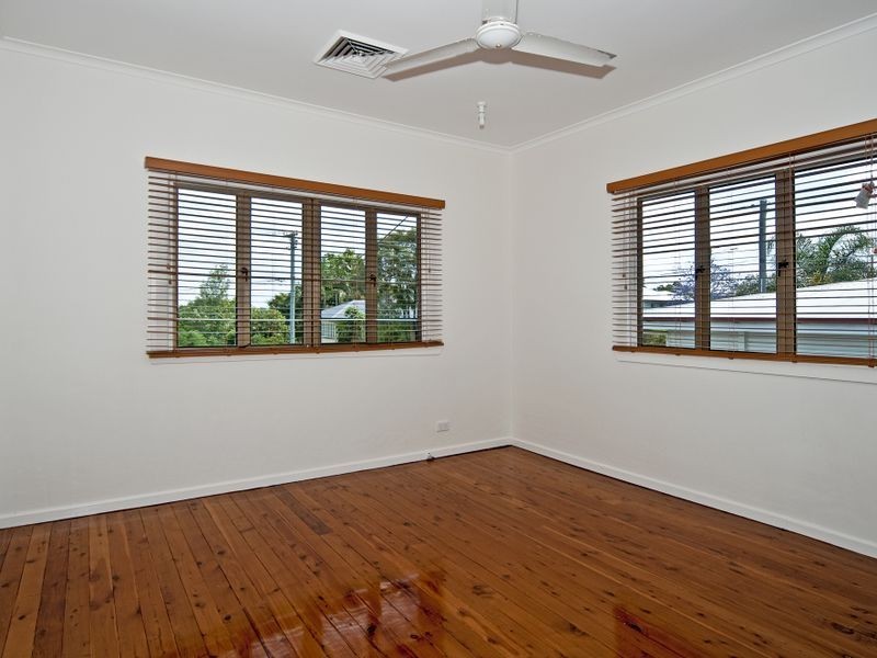 28 Morris Street, Silkstone QLD 4304